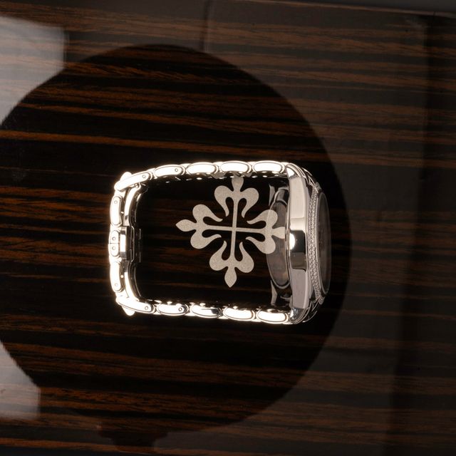 Patek Philippe Twenty-4 7300/1200A-011 Image 4